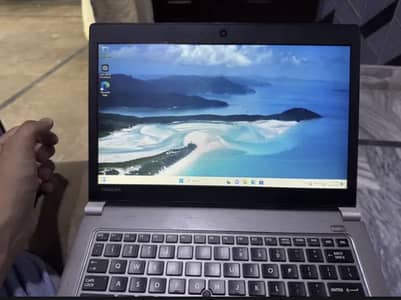 Toshiba Portege z30-c 16/256 —- i7-6th gen