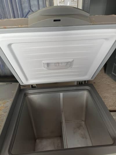 Dawlance freezer