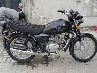 Suzuki gs 150