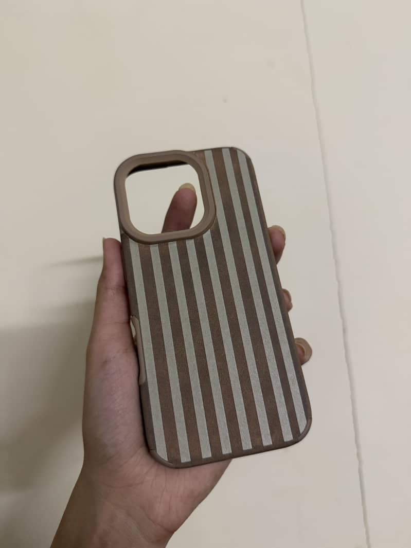 Iphone 16 pro 1