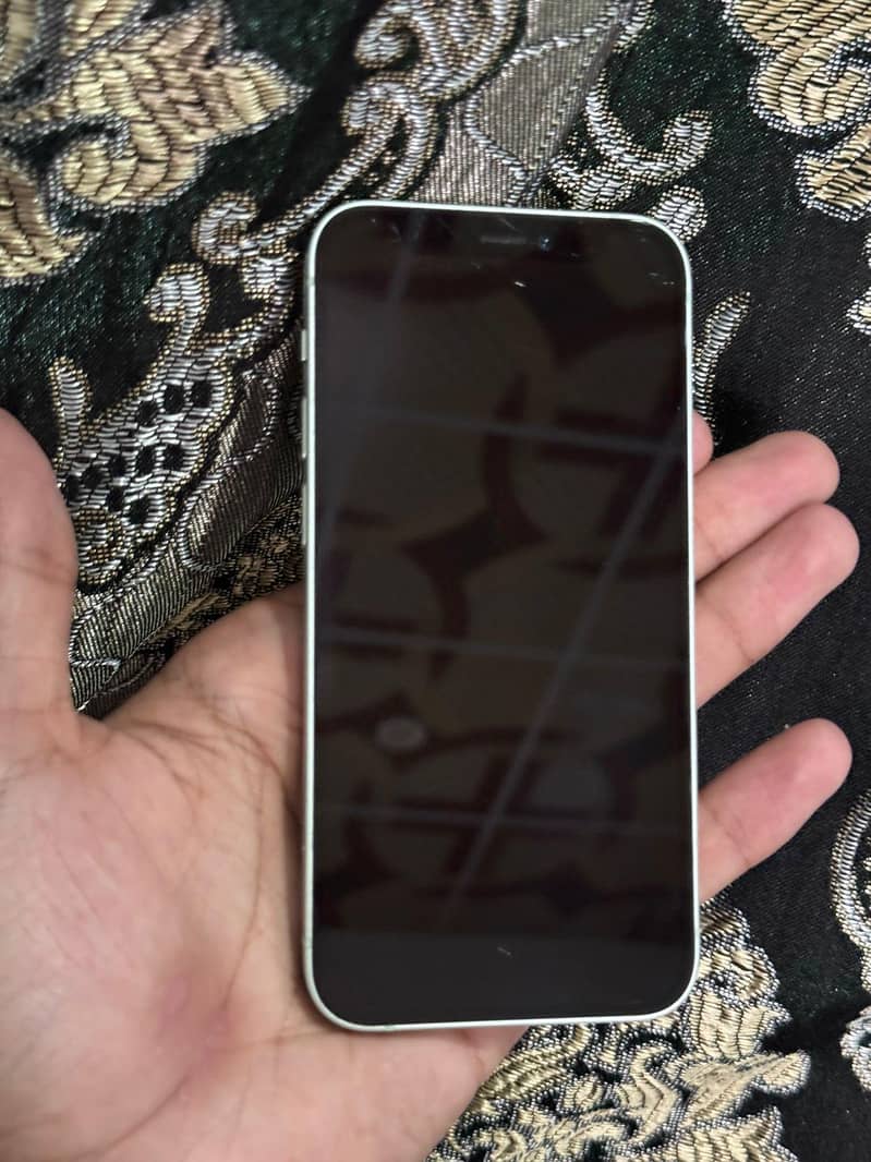 Apple iPhone 12 mini 1