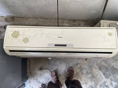 Haier 1.5 Ton Split AC (Non inverter) |Excellent cooling|Goodcondition
