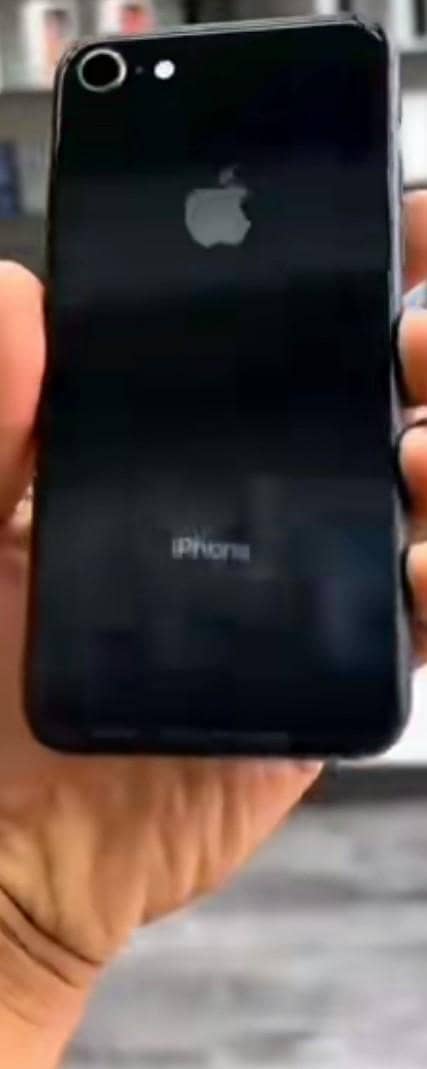 Apple iPhone 8 0