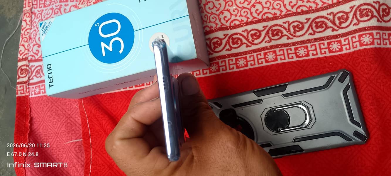 Tecno CAMON 30S 8