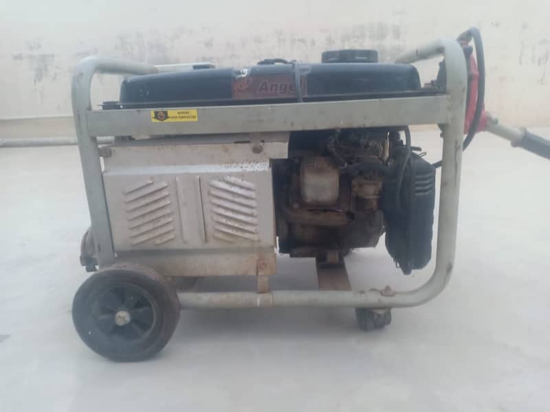 2.5 kva Generator 4
