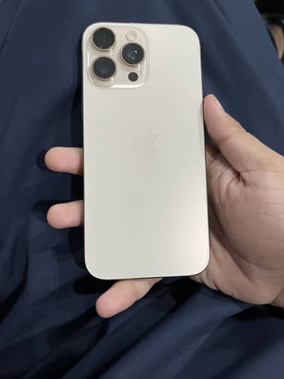 Apple iPhone 16 Pro Max