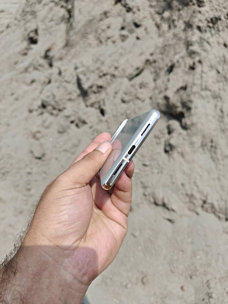 Google Pixel 7 Pro FRESH DISPLAY 3