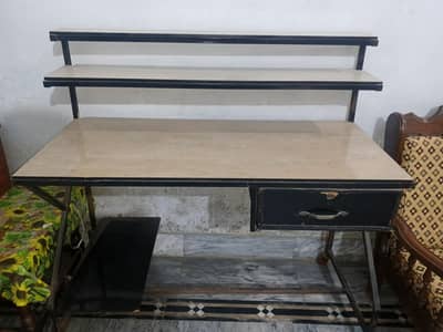 computer table
