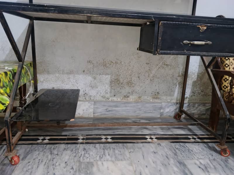 computer table 3