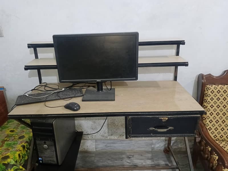 computer table 4