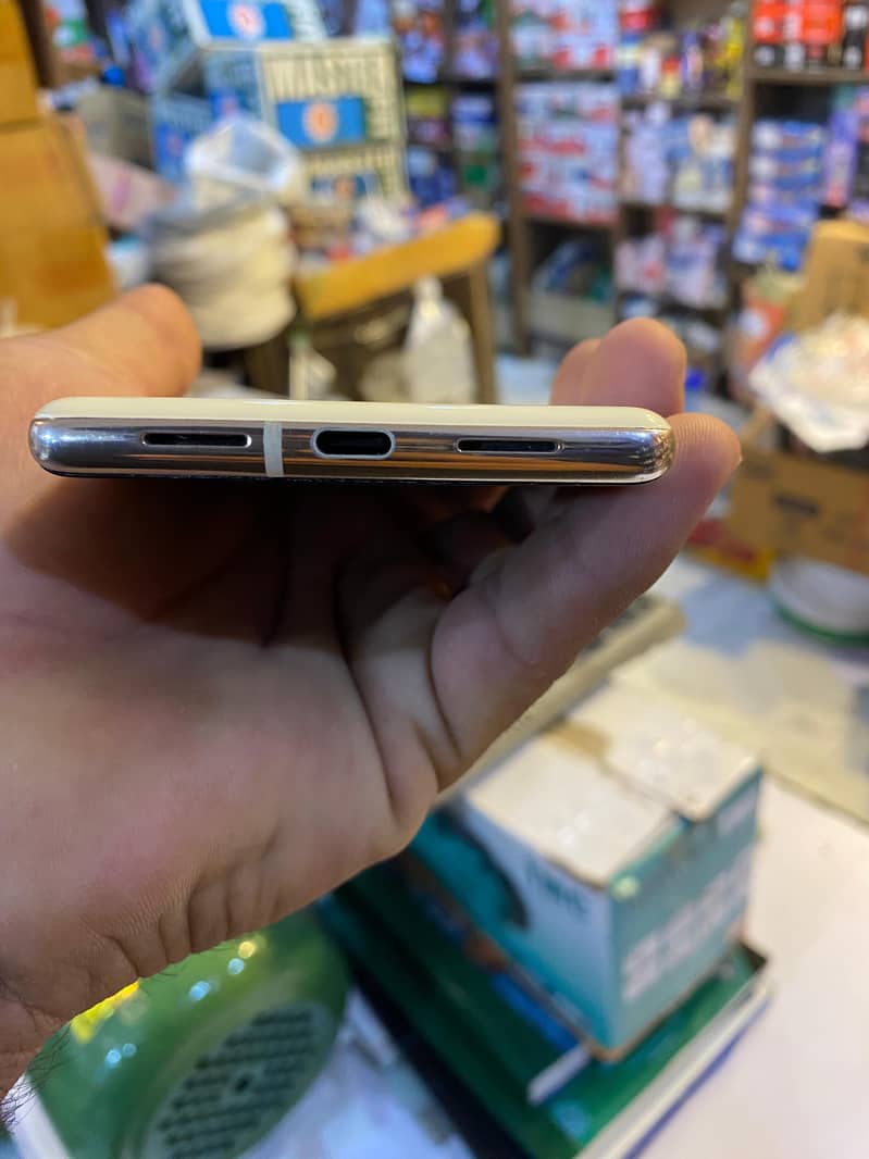 Google Pixel 6 Pro 2