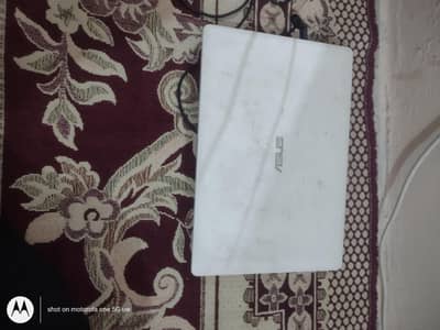 Asus X102BA 2GB Ram 80GB Rom touch screen all ok no fault 8/10