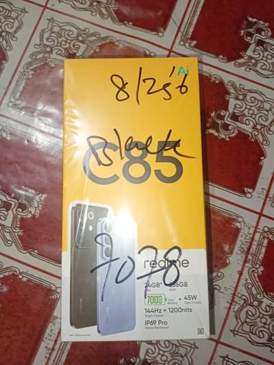 Realme C85