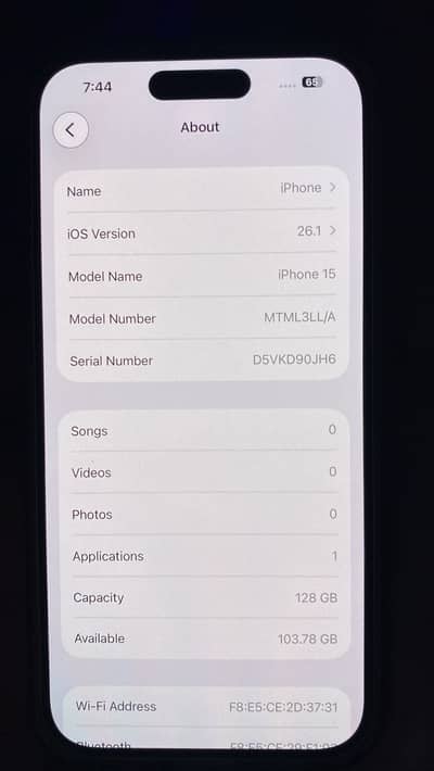 Apple iPhone 15