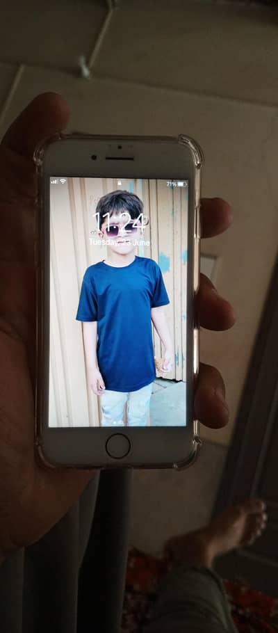 Apple iPhone 7