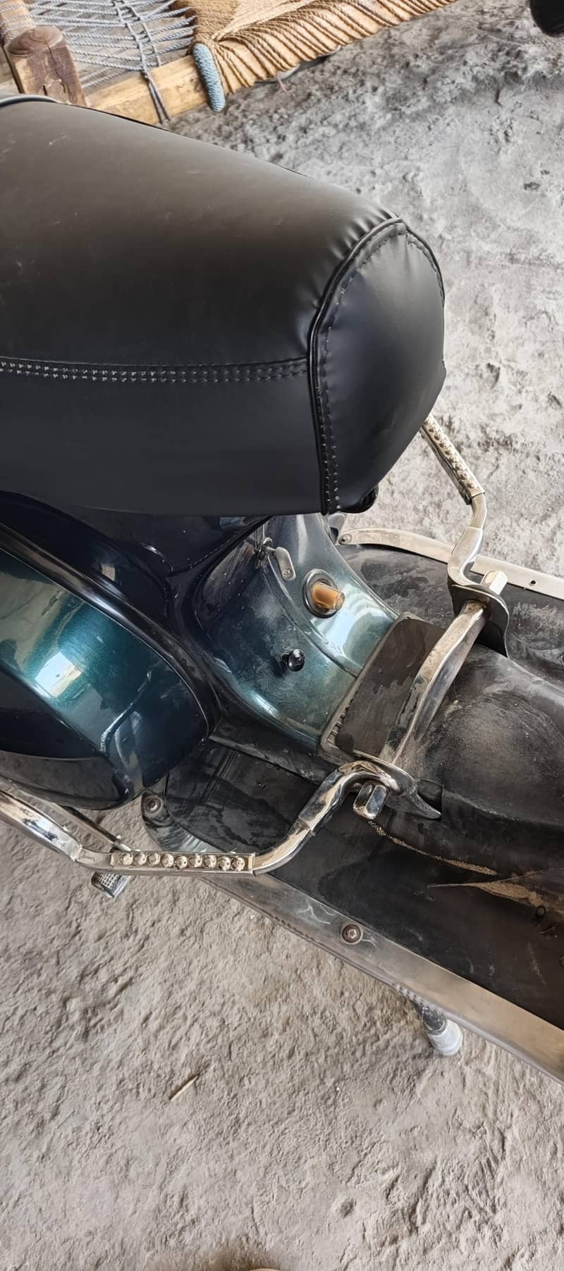 (ویسپا ڈیسکو 2002 (جینین 6