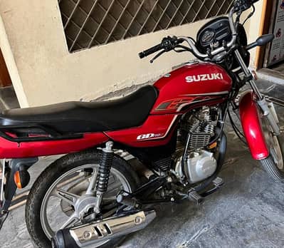 Suzuki Gd110  whattsapp 03100404128