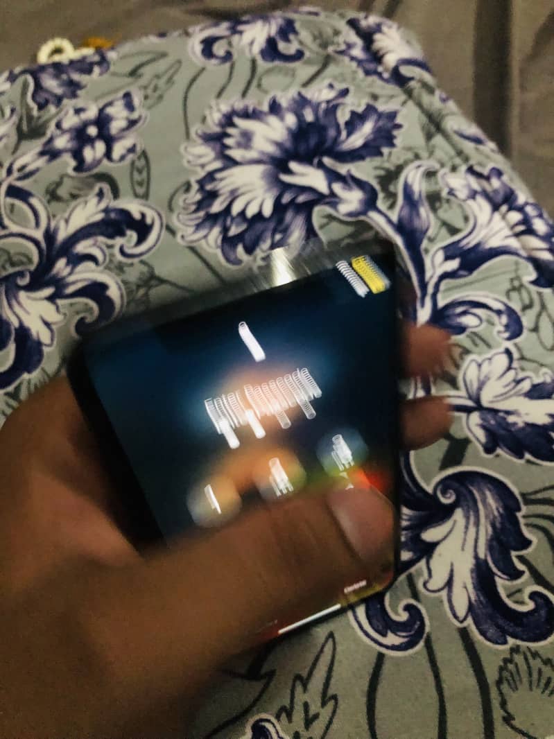 Apple iPhone X 3
