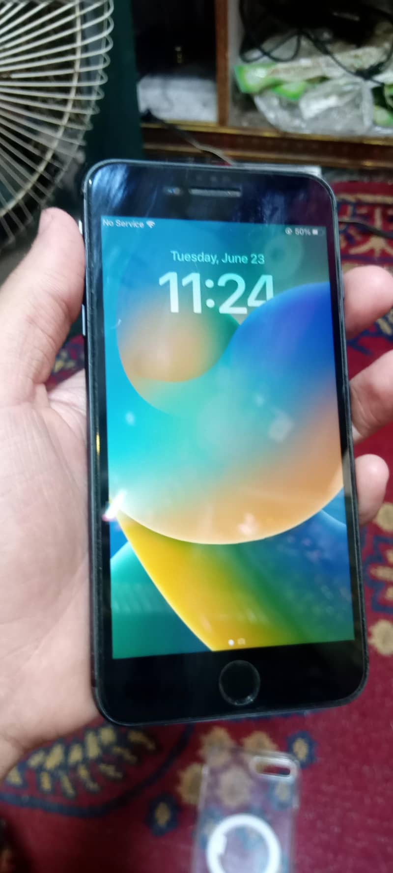 Apple iPhone 8 Plus 0