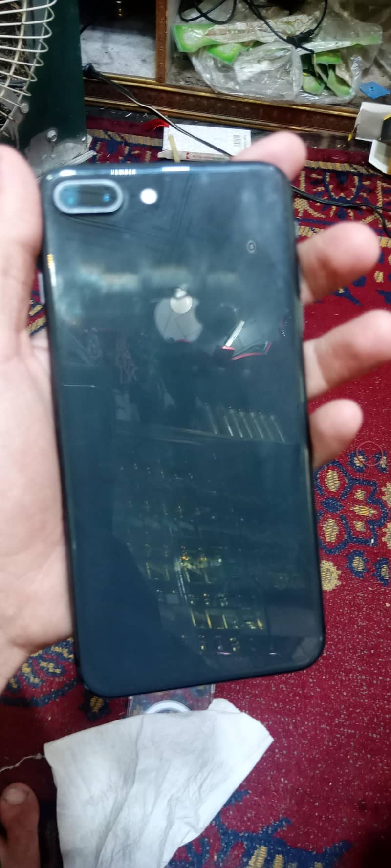 Apple iPhone 8 Plus 3