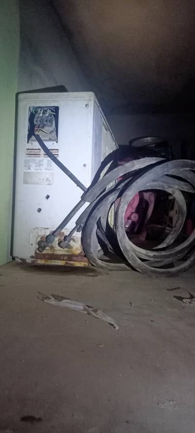 mujhay apna 1 ton ka inverter ac sale karna hai