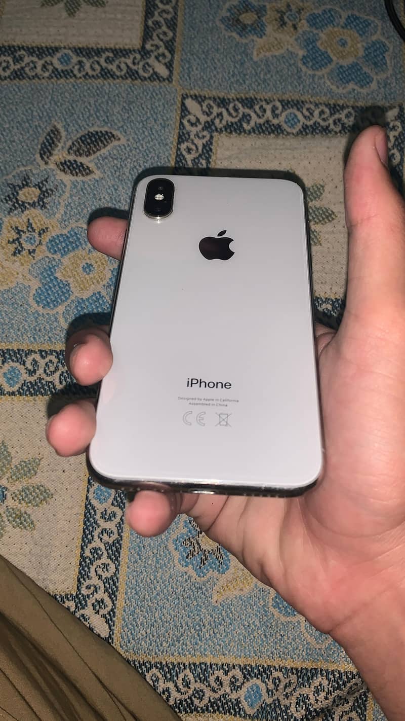 Apple iPhone X 0