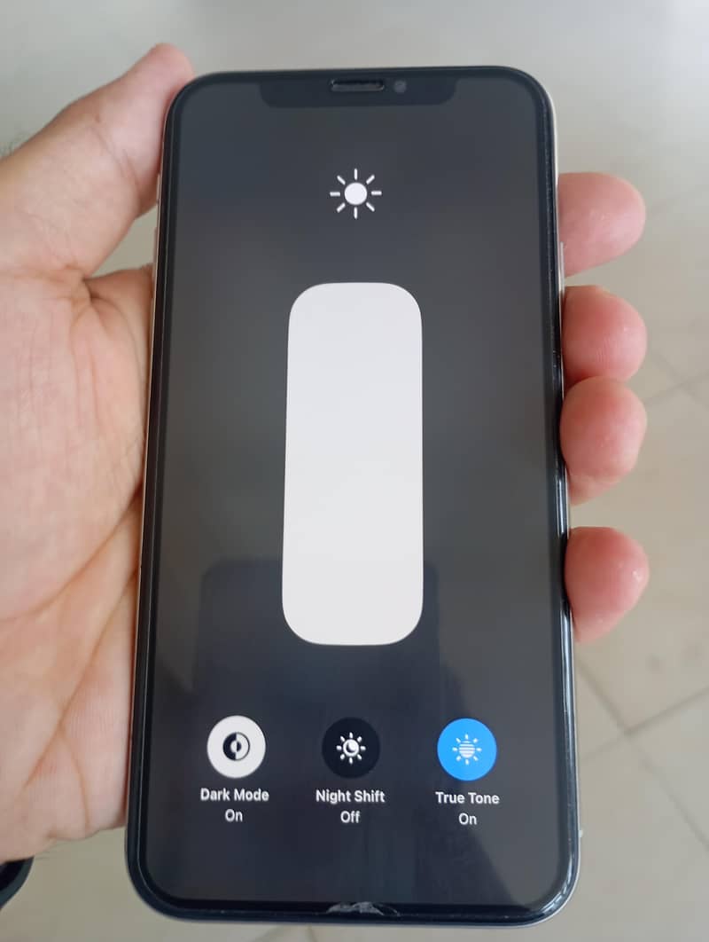 Apple iPhone X 3
