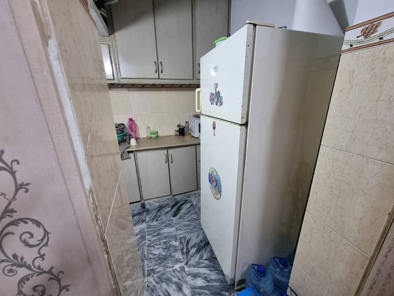 Eppas Refrigerator 0