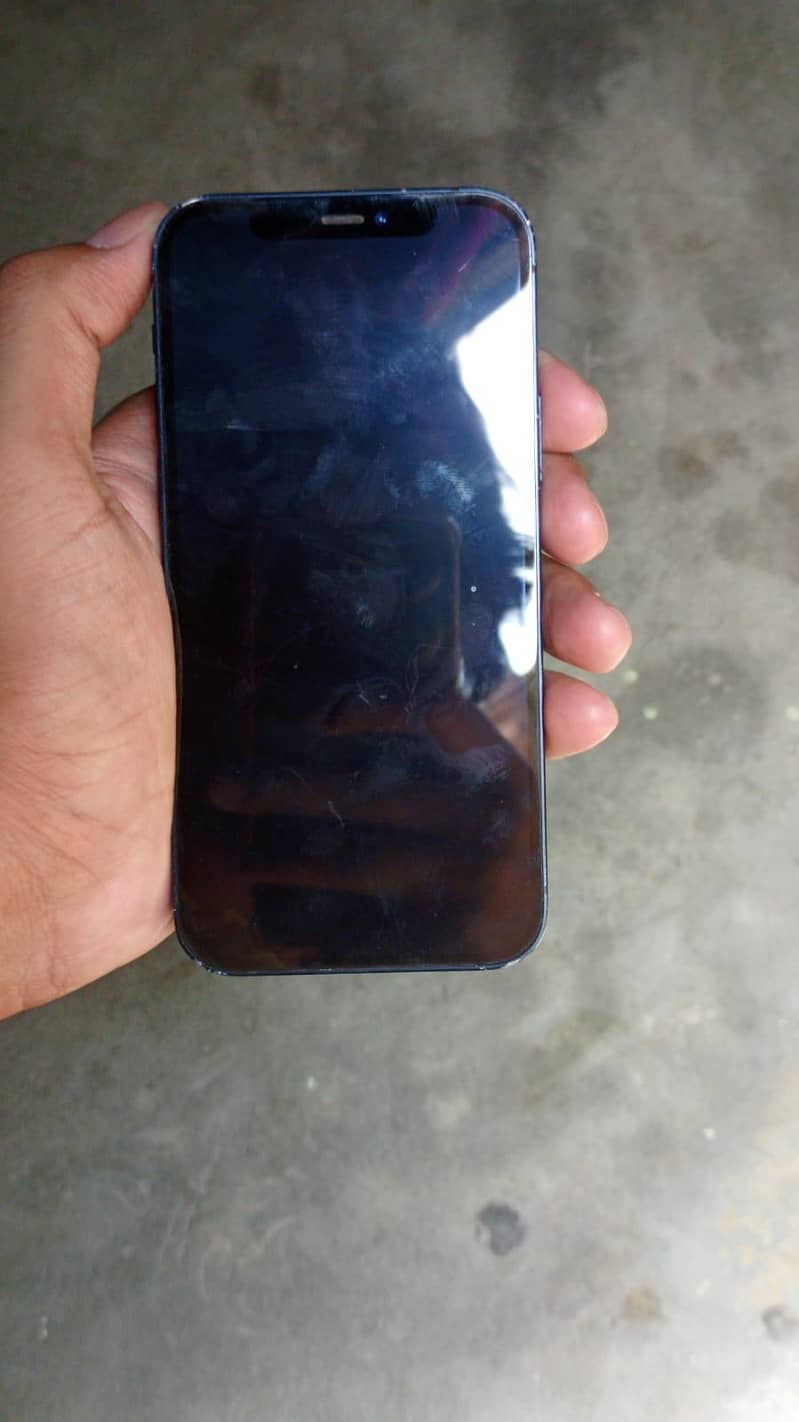 Apple iPhone 12 5