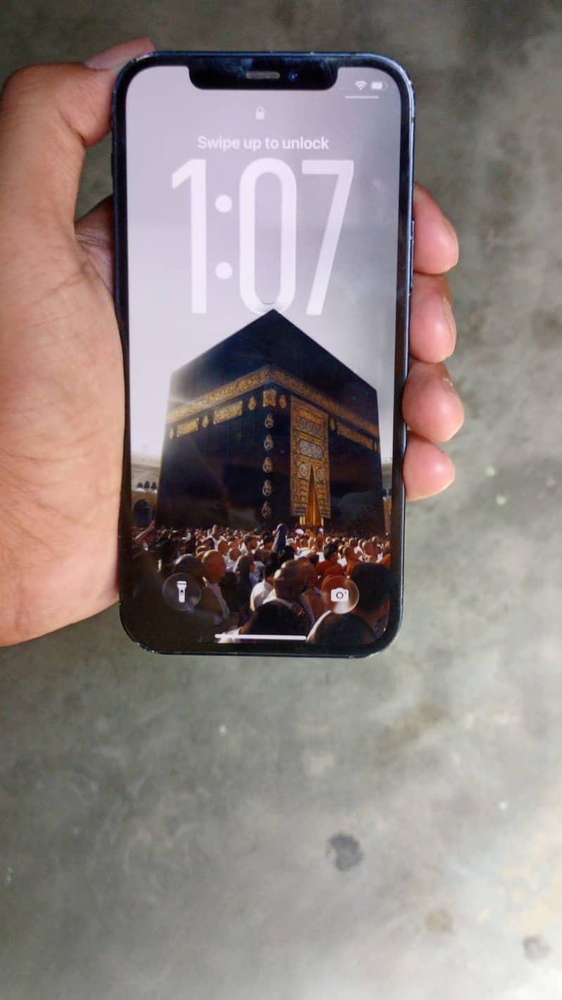 Apple iPhone 12 16