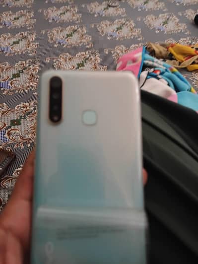 Vivo Y19