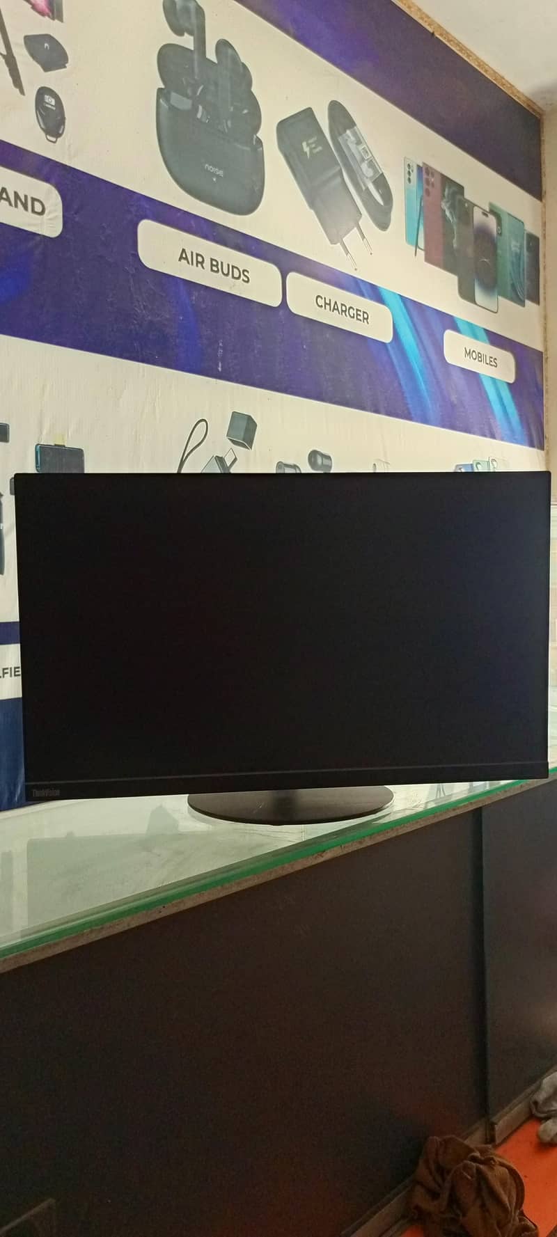 computer LED 24" 0