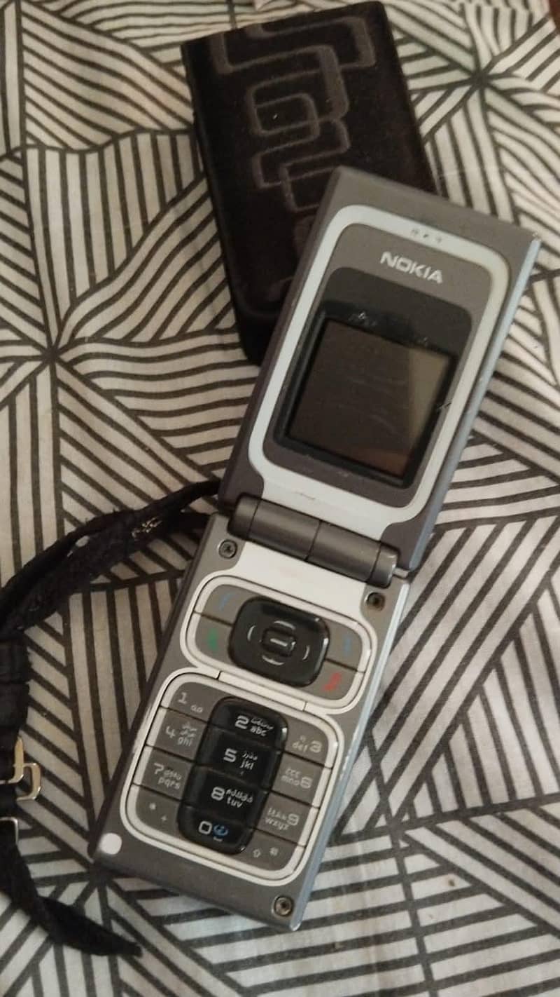 Nokia 7200 1