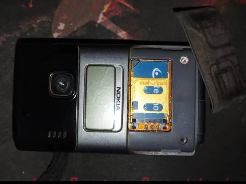 Nokia 7200 5