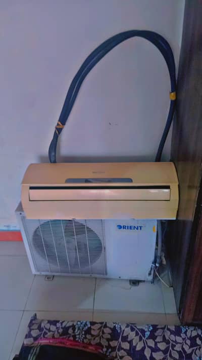 1 tone orient AC