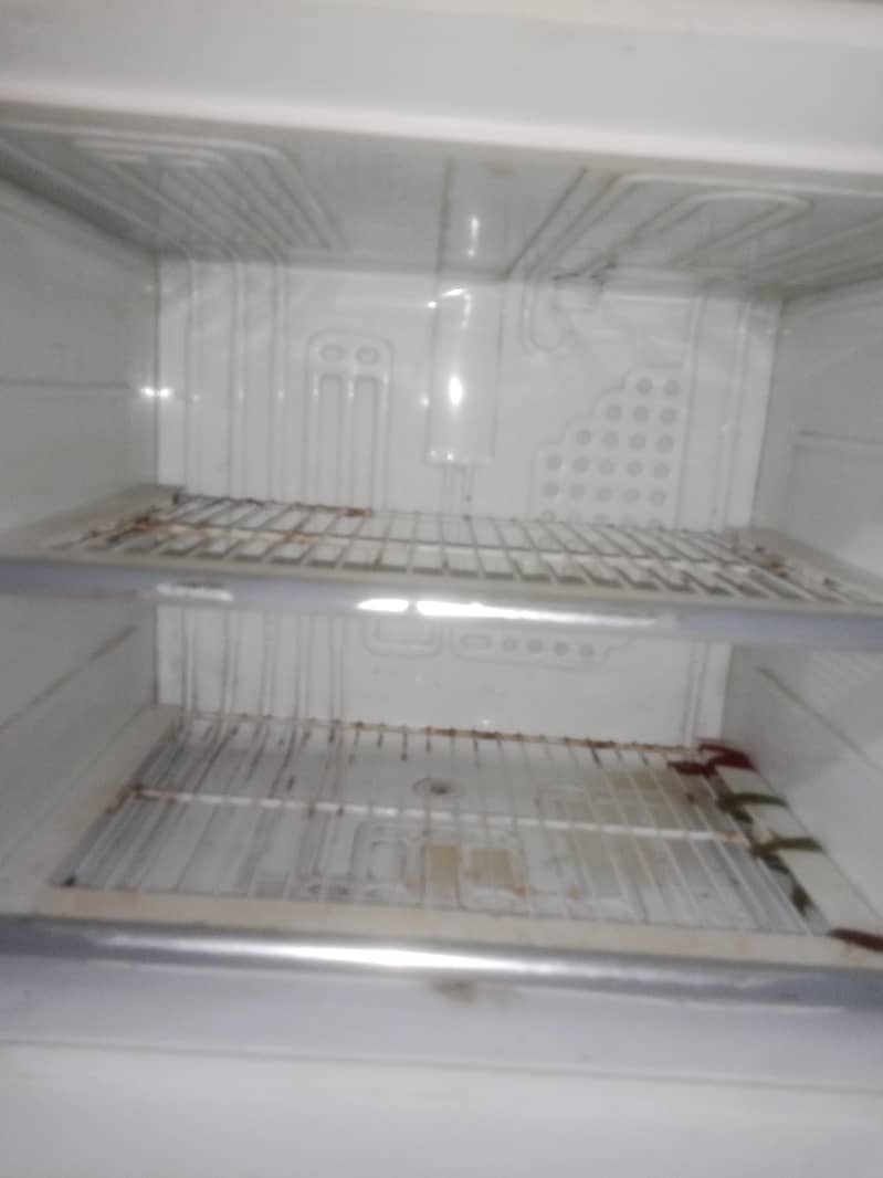 Dawlance fridge 4