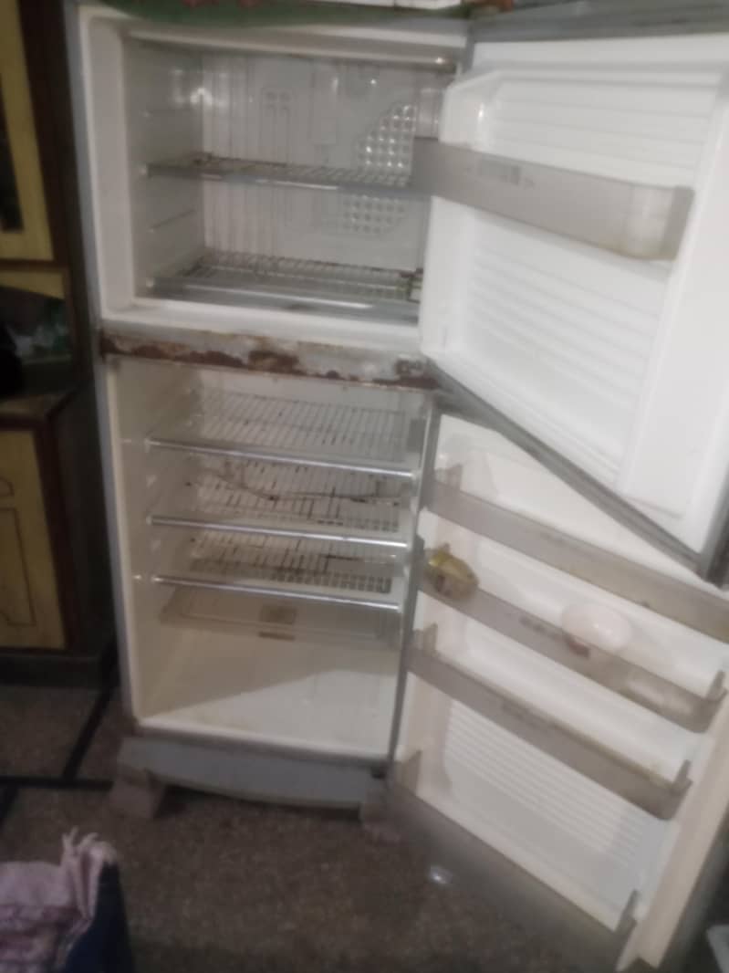 Dawlance fridge 5