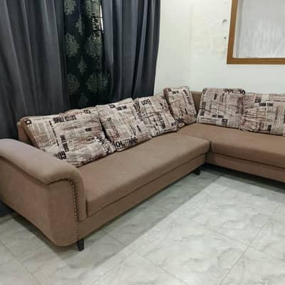 L shaped sofa very little used