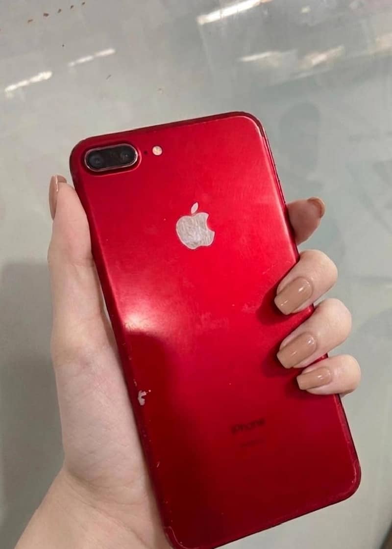 Apple iPhone 7 Plus 0