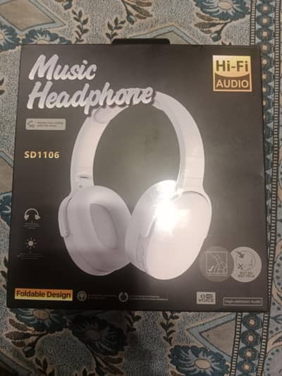 SD 1106  headphones