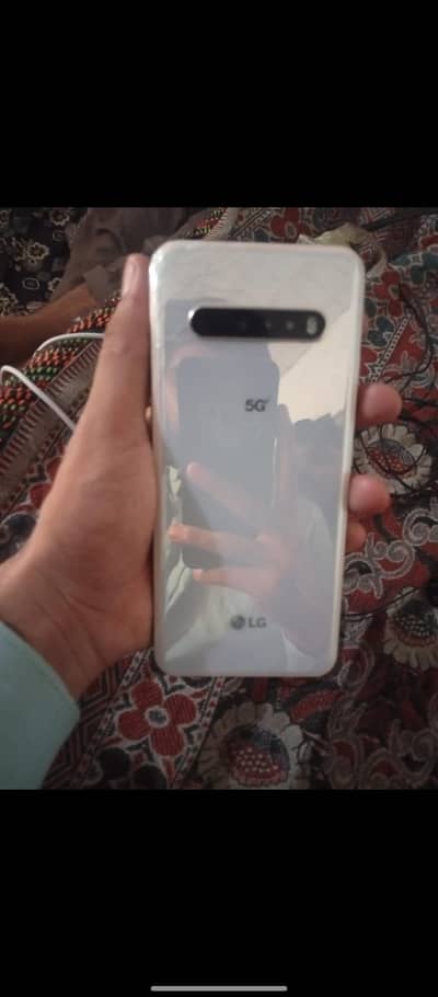 lg v60 thinq Q UW