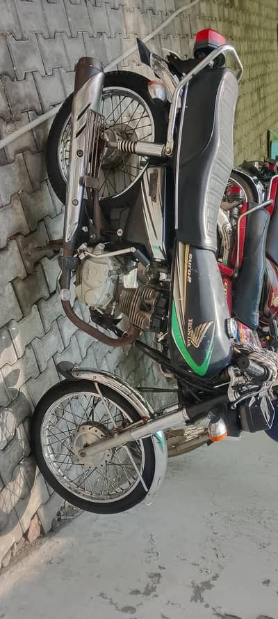 side ka kam hua engine no open no repair Il ok condition aapke smne h