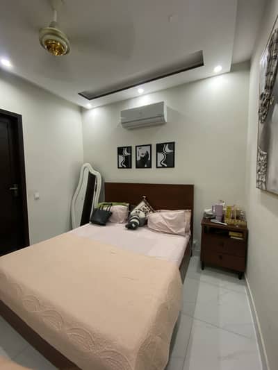 King Size Bed with 1 side table