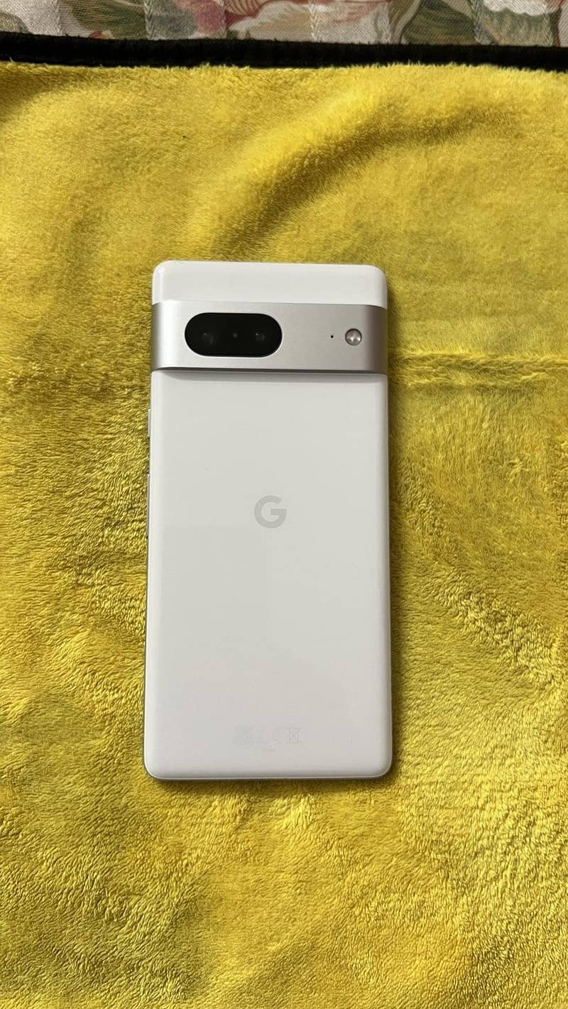 Google Pixel 7 3
