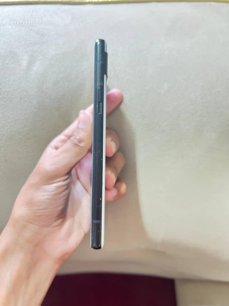 Google Pixel 6a 1