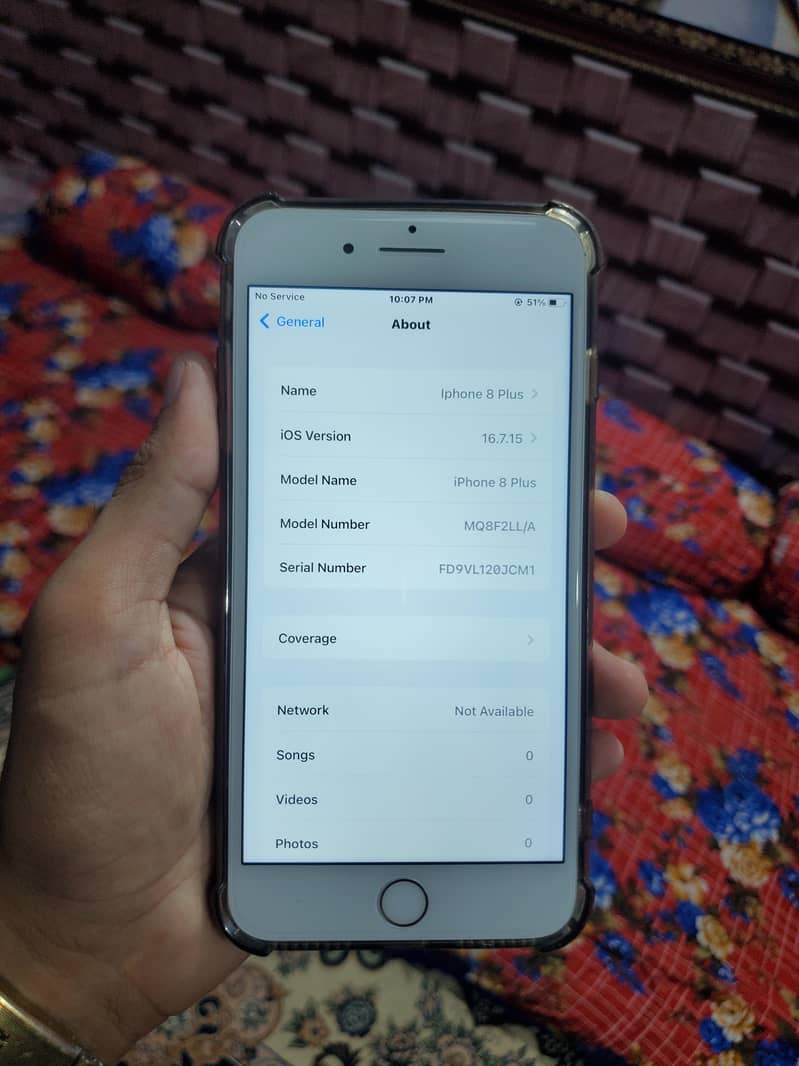 iPhone 8 Plus 7
