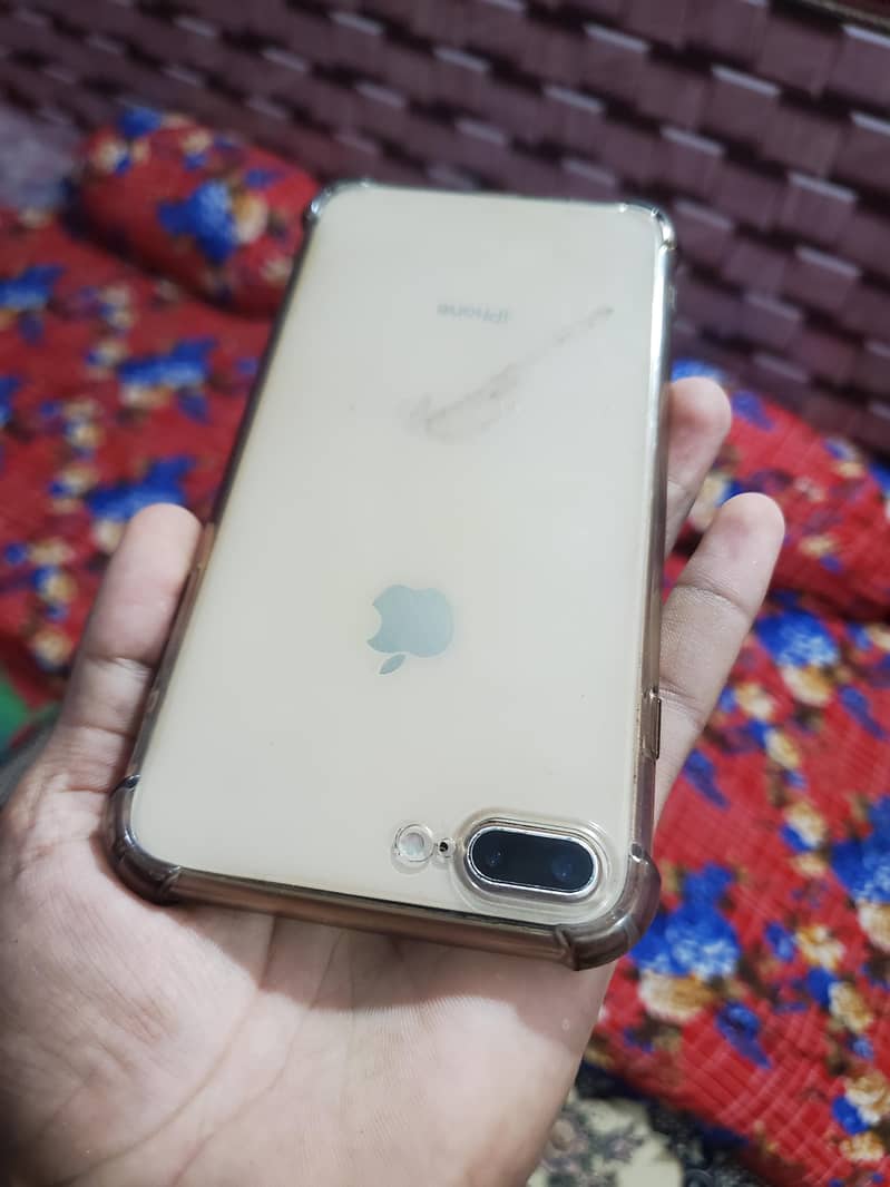 iPhone 8 Plus 8