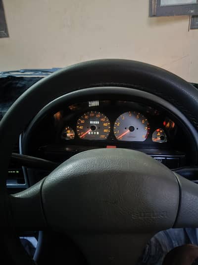 Suzuki Cultus 2013
