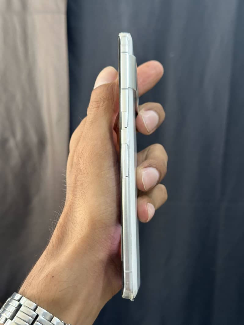 Google Pixel 7 Pro 2