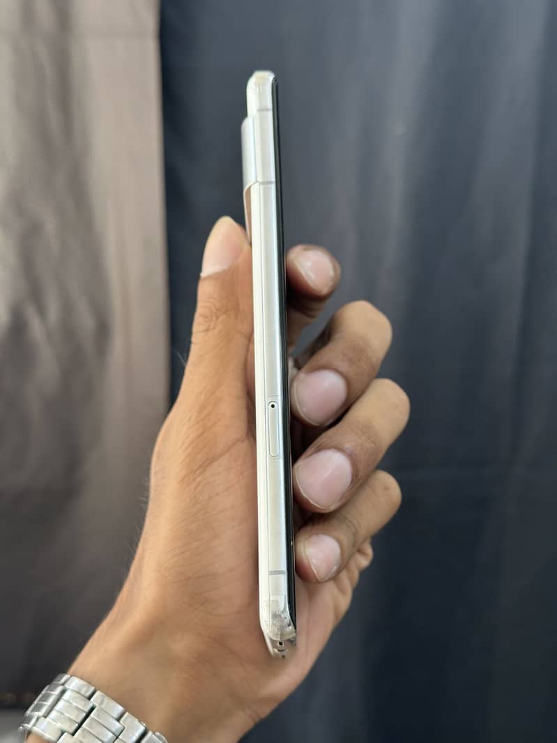 Google Pixel 7 Pro 4